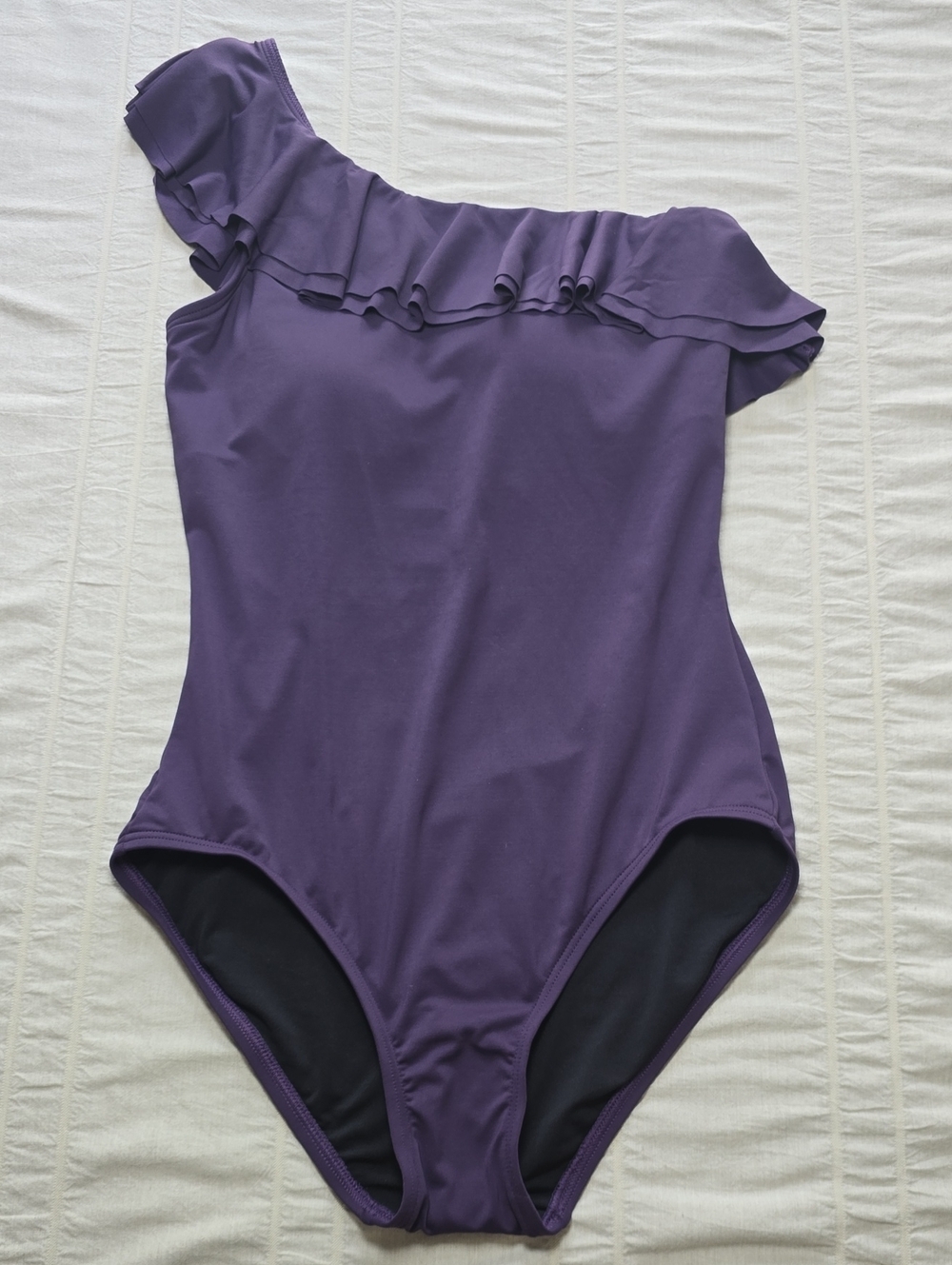 Carmen Marc Valvo Eggplant One-Shoulder One-piece Swimsuit Women's 8